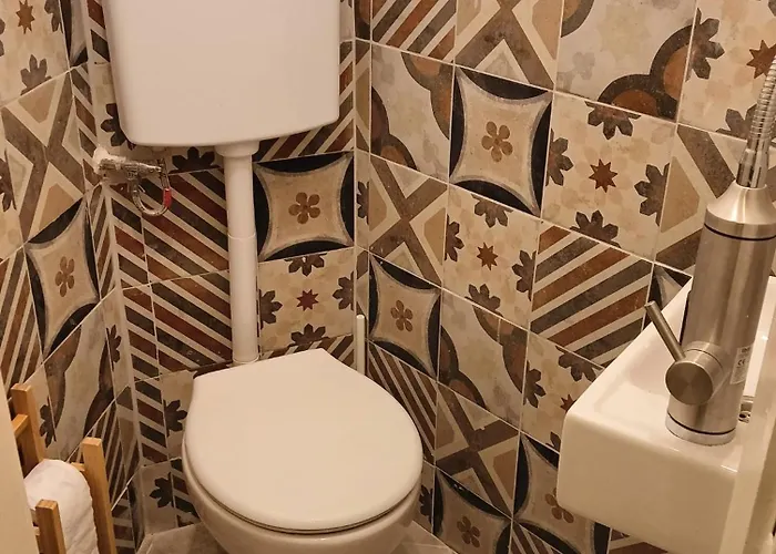 My Place In - Center - 2 Bedrooms - Self Check-in *