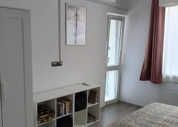 My Place In - Center - 2 Bedrooms - Self Check-in * София